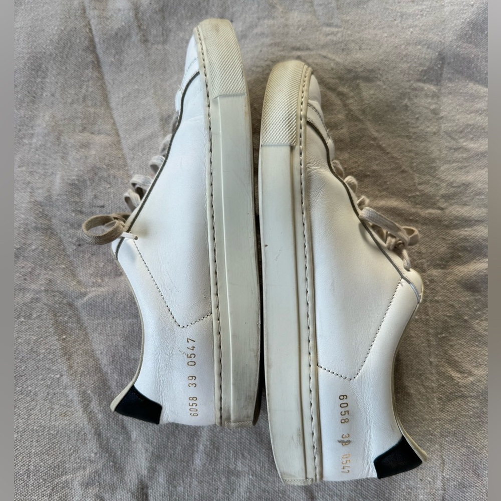 Common Projects Achilles Low Sneakers in White Leather Size 39 Womens